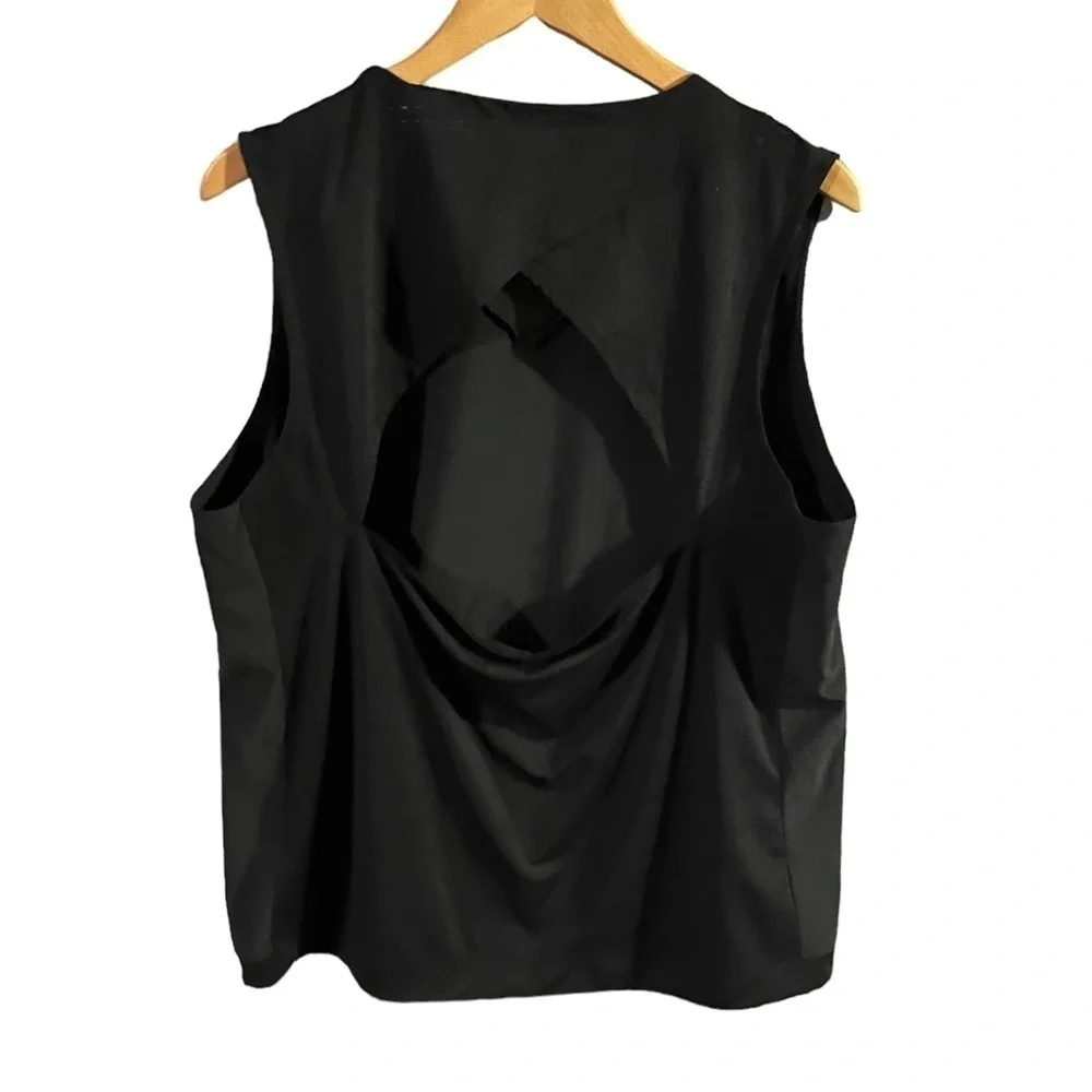 EUC THE NORTH FACE Women’s Black Cross back Tank Size XL - Picture 2 of 6